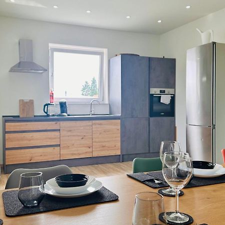 Amao-Obsidian I 120Qm I Elegantes Business- & Familienapartment I 3 Schlafzimmer I Kingsize Betten Schwanau Bagian luar foto