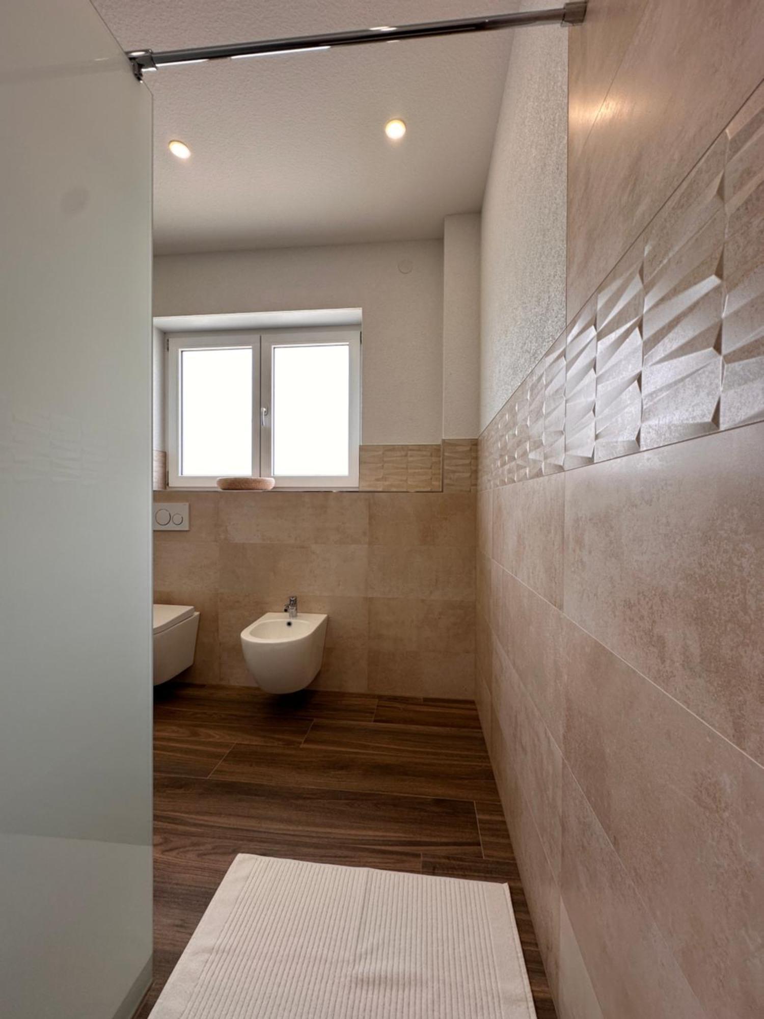 Amao-Obsidian I 120Qm I Elegantes Business- & Familienapartment I 3 Schlafzimmer I Kingsize Betten Schwanau Bagian luar foto