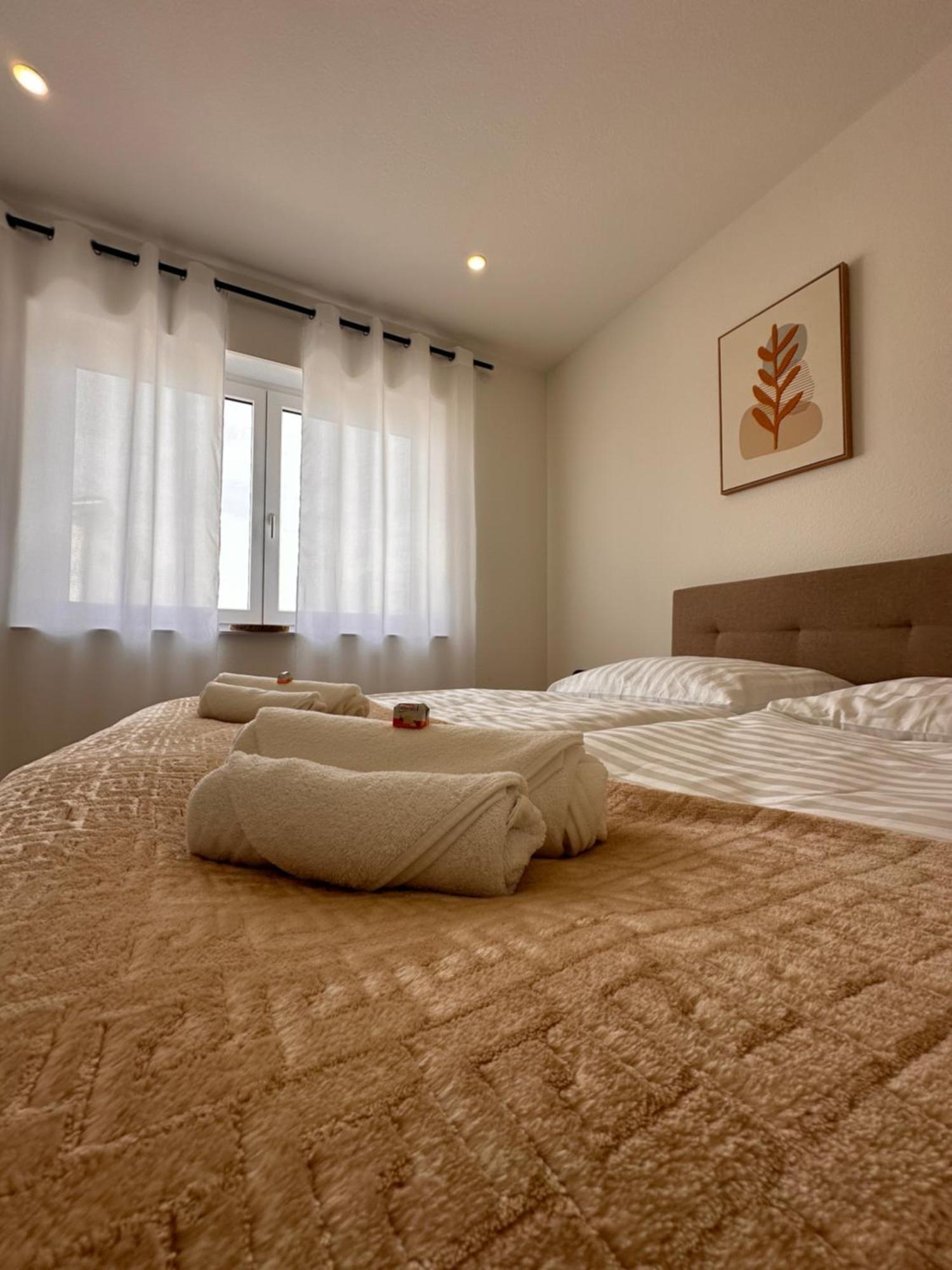Amao-Obsidian I 120Qm I Elegantes Business- & Familienapartment I 3 Schlafzimmer I Kingsize Betten Schwanau Bagian luar foto