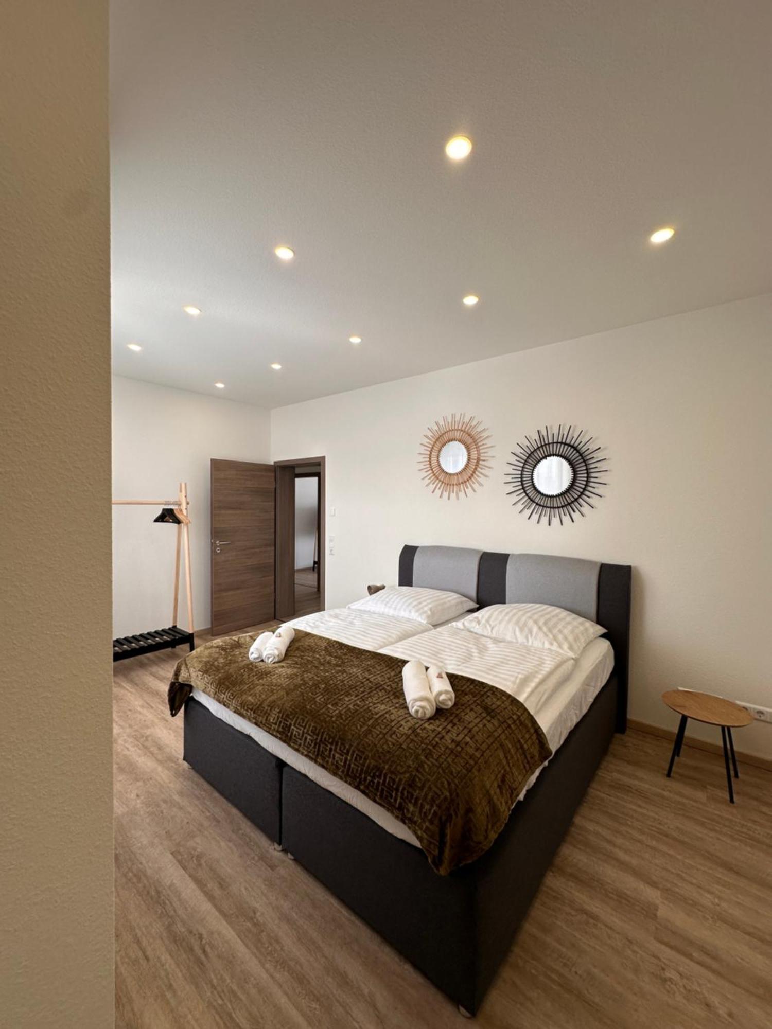 Amao-Obsidian I 120Qm I Elegantes Business- & Familienapartment I 3 Schlafzimmer I Kingsize Betten Schwanau Bagian luar foto